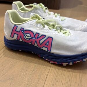 Brand New HOKA Crescendo XC Women’s 11.5 Men 10